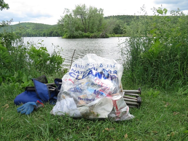Join BRAT in cleaning up Black River