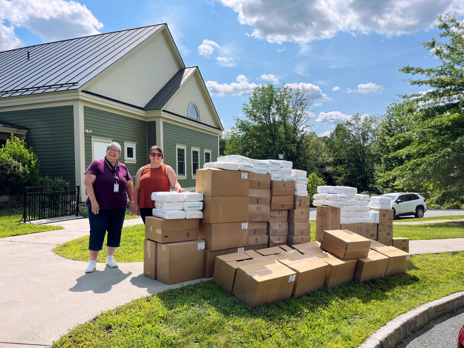 Lions Diaper Brigade donates 24,000 diapers The Vermont Journal & The
