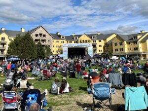 The May 18 Music on the Mountain concert at Jackson Gore. Photo by Paula Benson