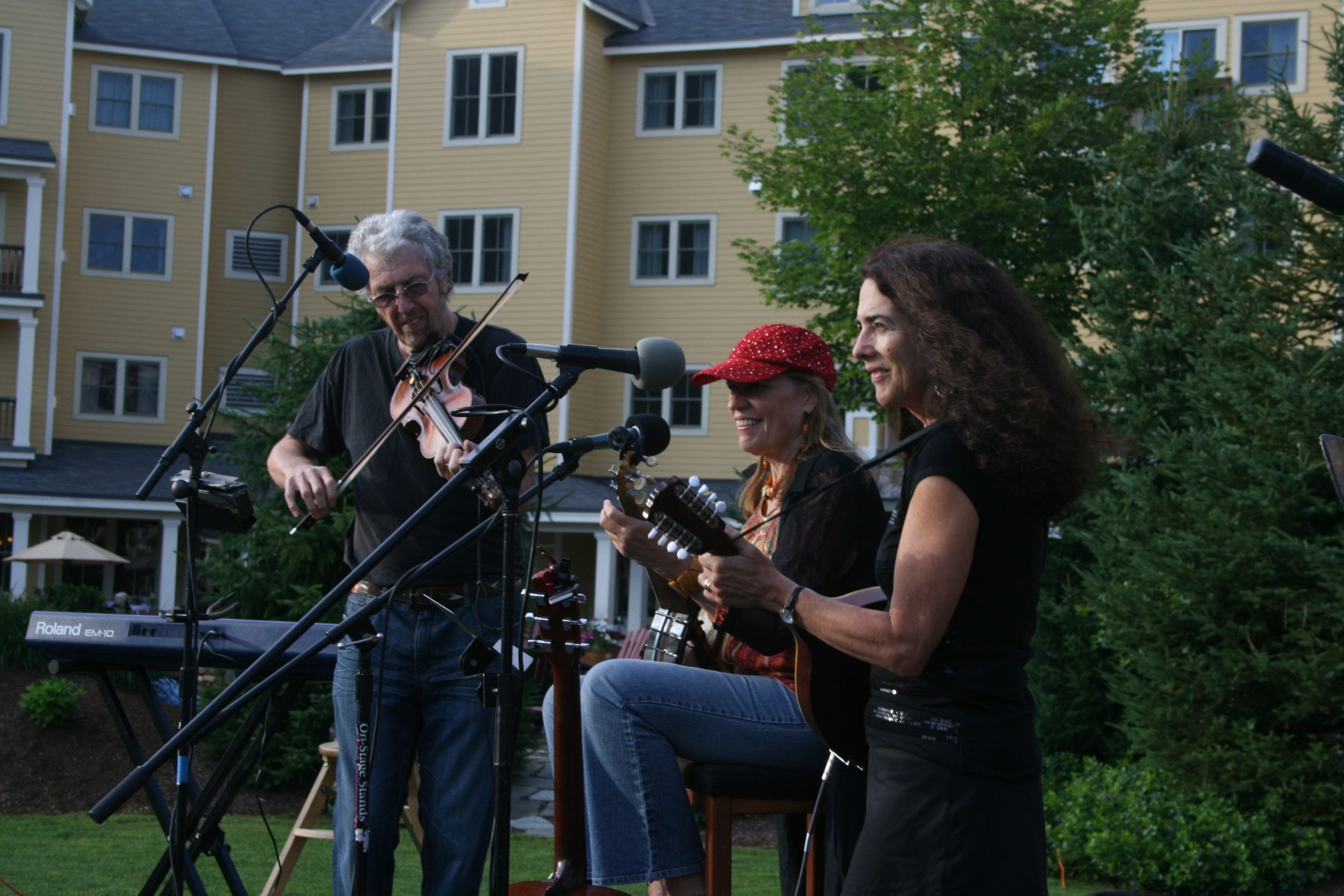Gypsy Reel on the Weston Green - The Vermont Journal & The Shopper